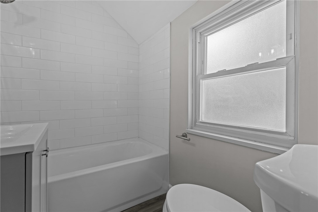 2982 Kestner Avenue - Photo 12