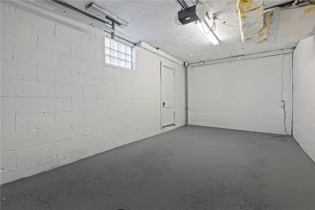 2982 Kestner Avenue - Photo 20