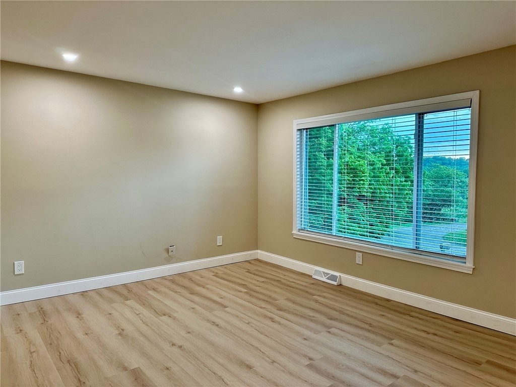 2017 Luehm Ave - Photo 5