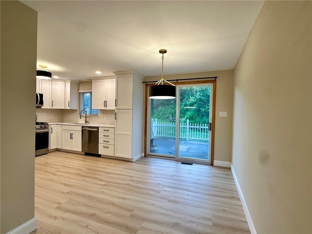 2017 Luehm Ave - Photo 3
