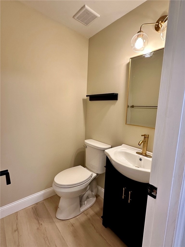 2017 Luehm Ave - Photo 4