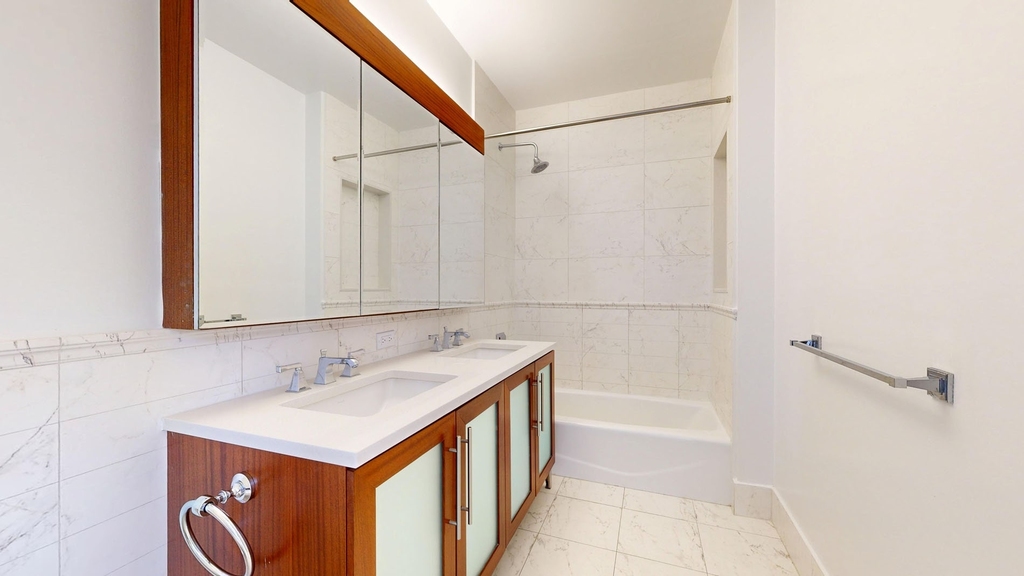 808 Columbus Ave - Photo 4