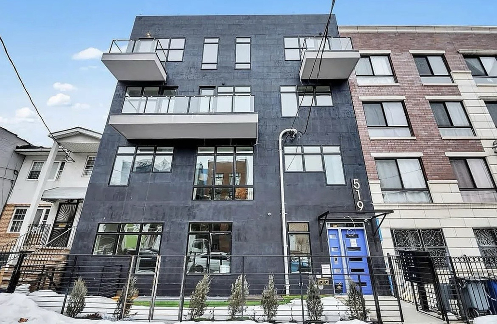 519 Maple Street - Photo 5