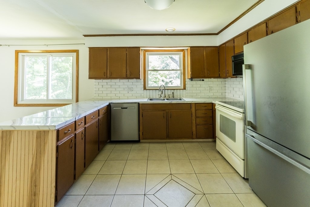 82 Terrace Drive - Photo 5