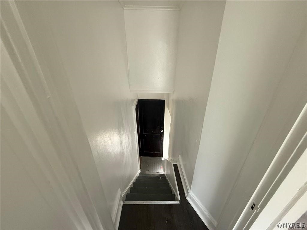 300 Springville Avenue - Photo 4
