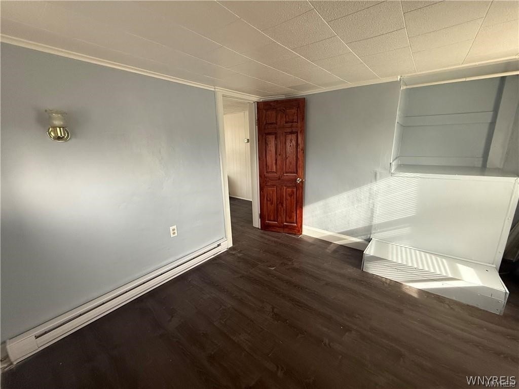 300 Springville Avenue - Photo 3