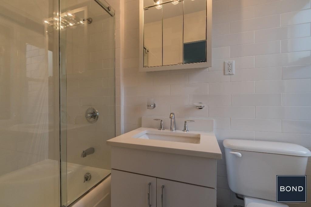 East 89th Street - Photo 7