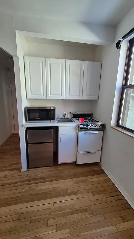 415 W - Photo 4