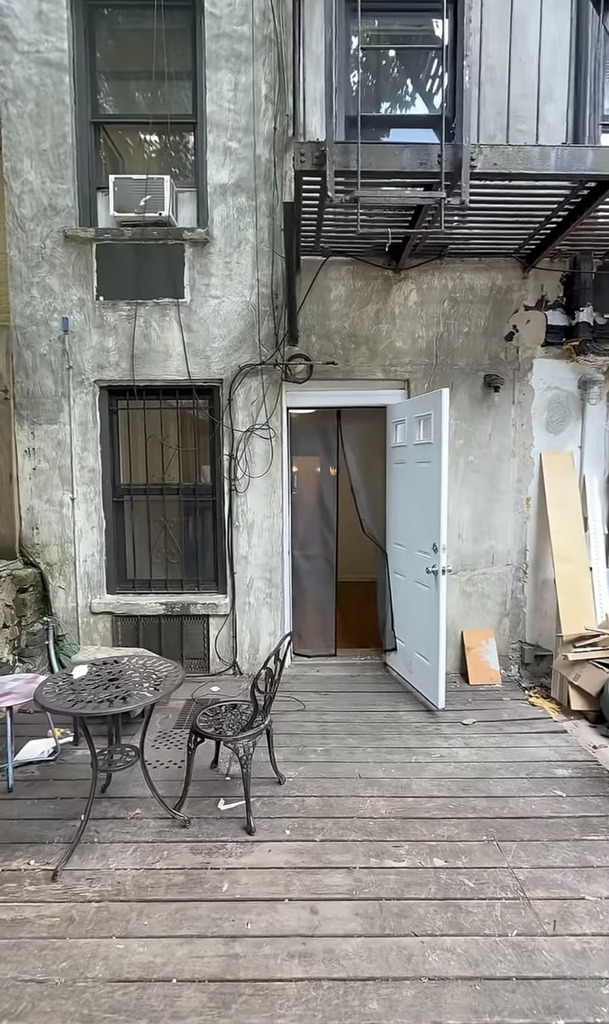 East 9th Street - Photo 3