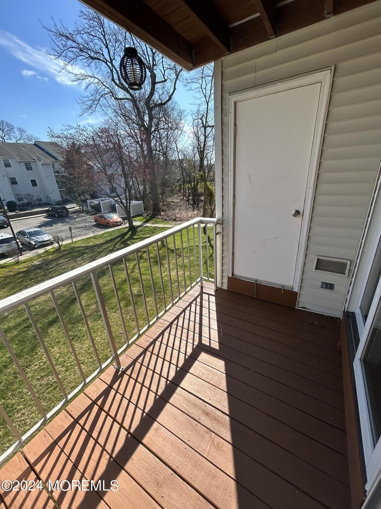 231 Atlantic Street - Photo 8