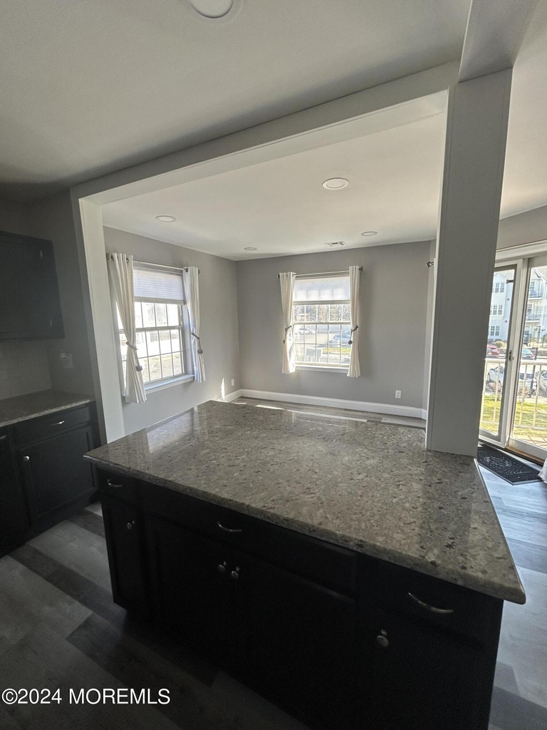 231 Atlantic Street - Photo 7