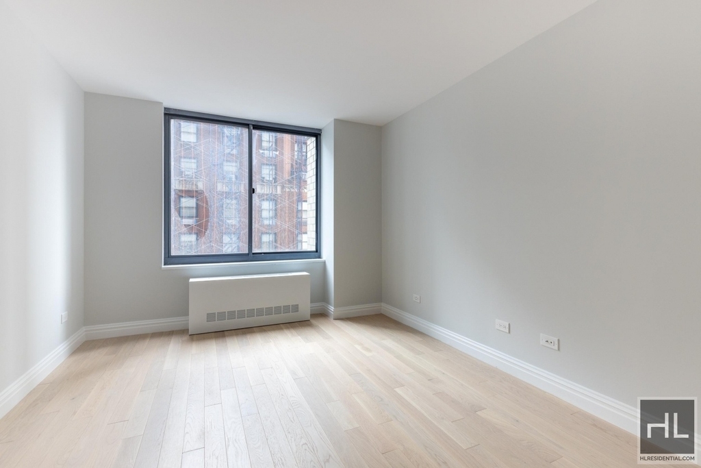West 48th Street - Photo 2