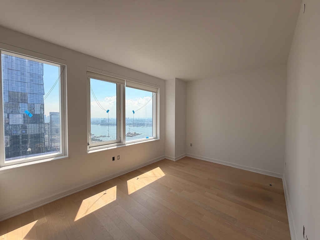 West 38th Street - Photo 0