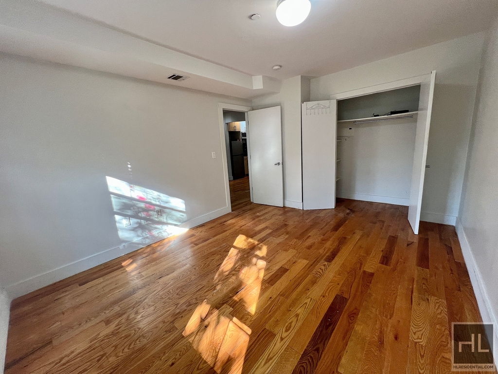 105 Troutman Street - Photo 8