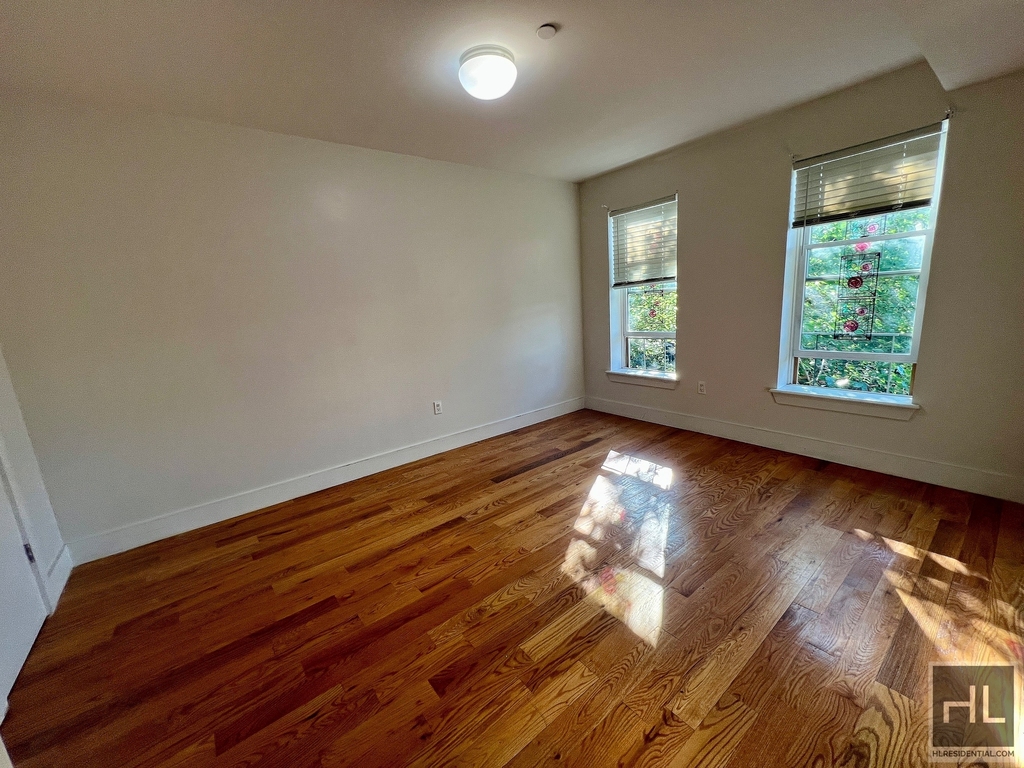 105 Troutman Street - Photo 7