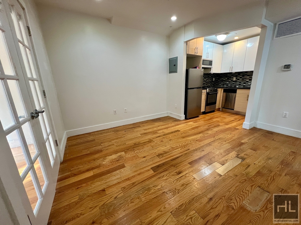 105 Troutman Street - Photo 9