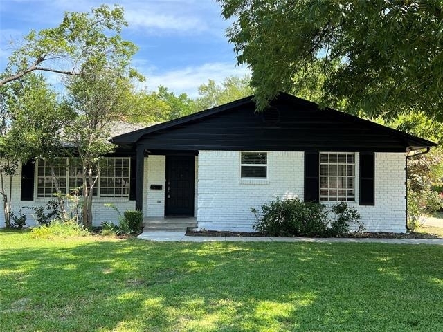 3603 Vinecrest Drive - Photo 0