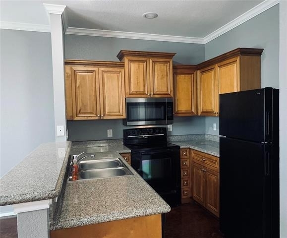 2304 Aldergate Drive - Photo 3