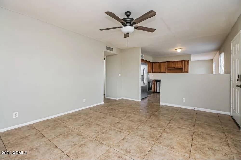 834 E E Glade Ave, Avenue - Photo 1
