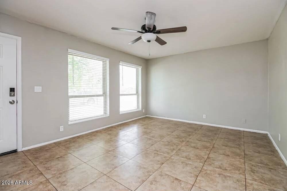 834 E E Glade Ave, Avenue - Photo 3