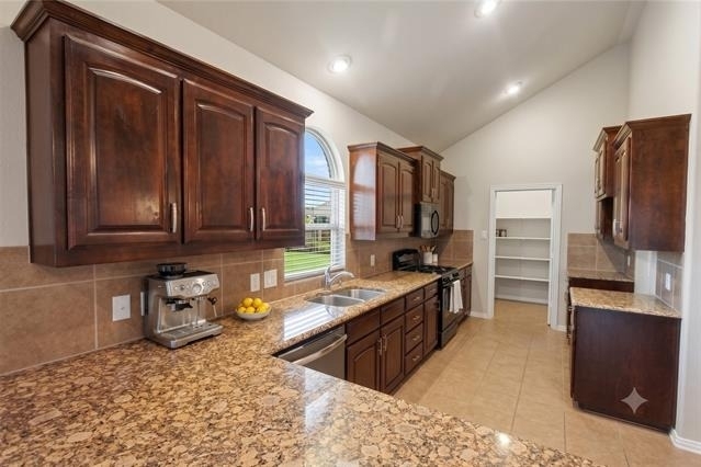 11813 Sundog Way - Photo 5