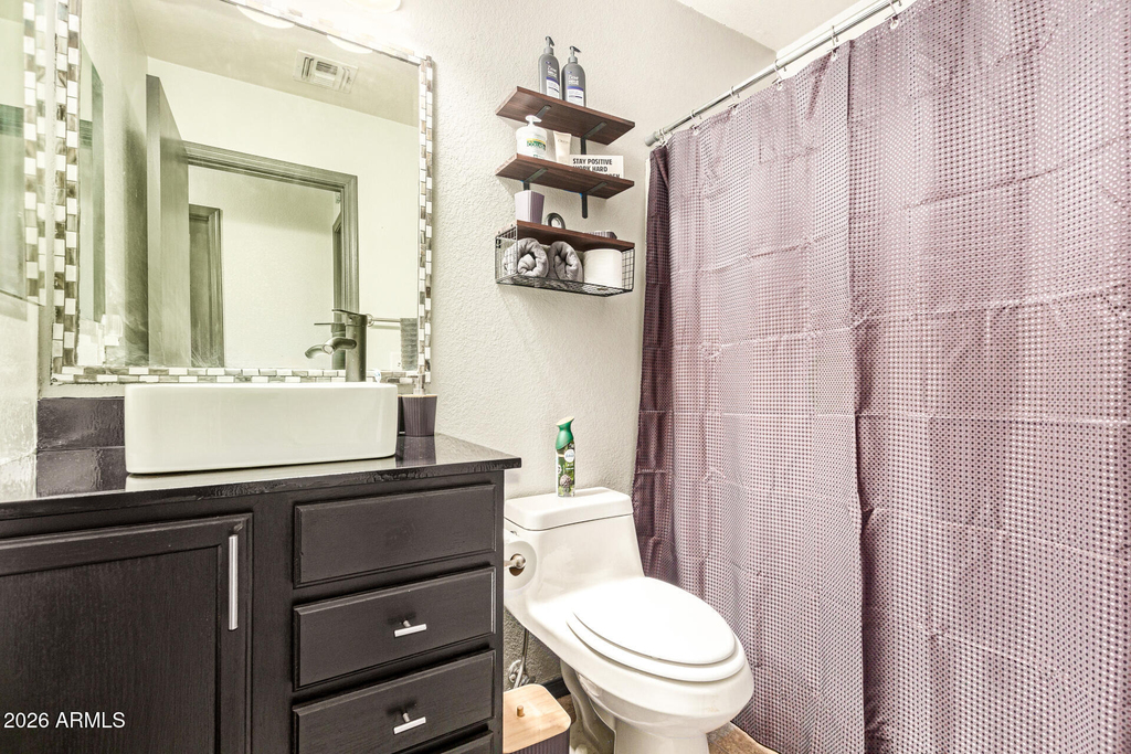 3032 W Red Fox Road - Photo 21