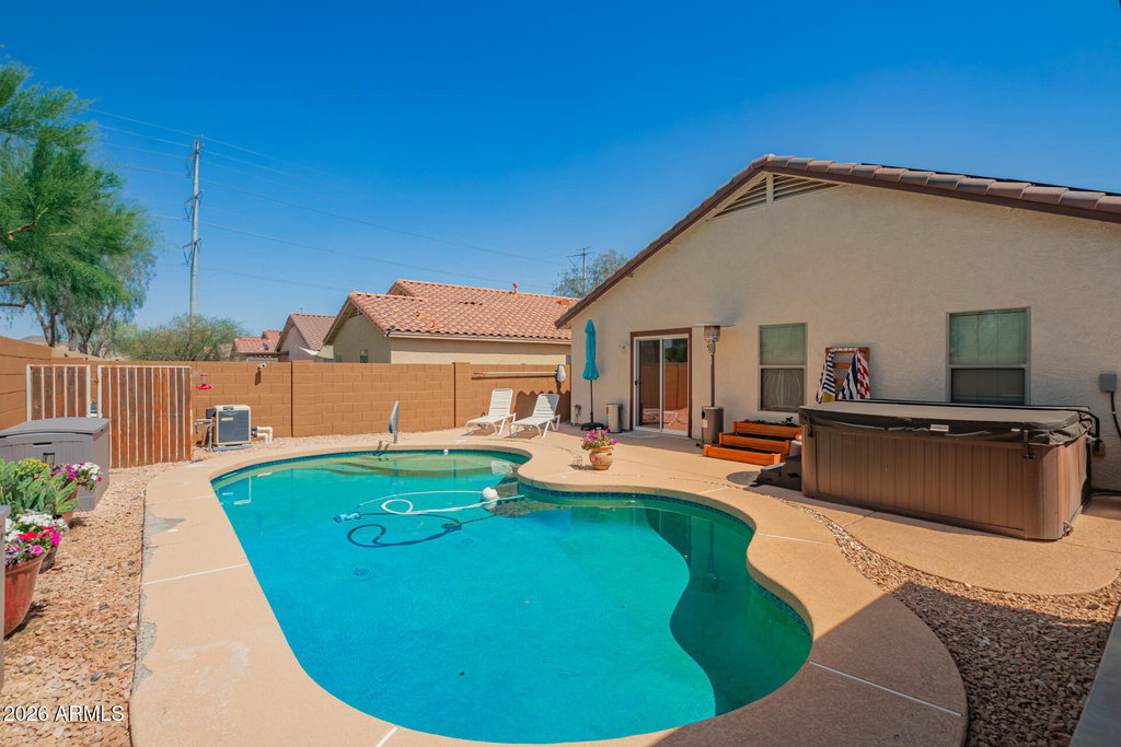 3032 W Red Fox Road - Photo 29