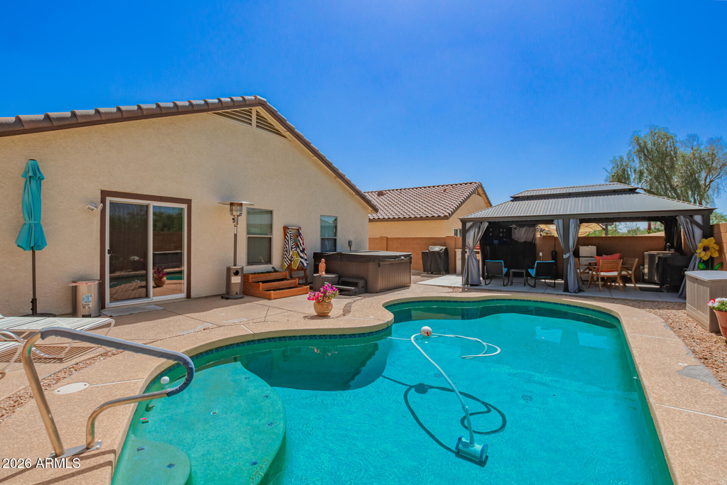 3032 W Red Fox Road - Photo 31