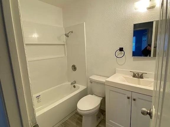 3501 Gatewood Lane - Photo 2