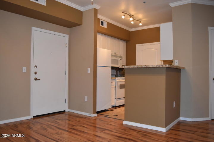1701 E Colter Street - Photo 5