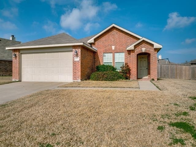 76 Daisy Drive - Photo 0