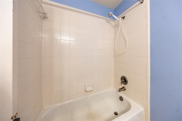 6366 Shadywood - Photo 13