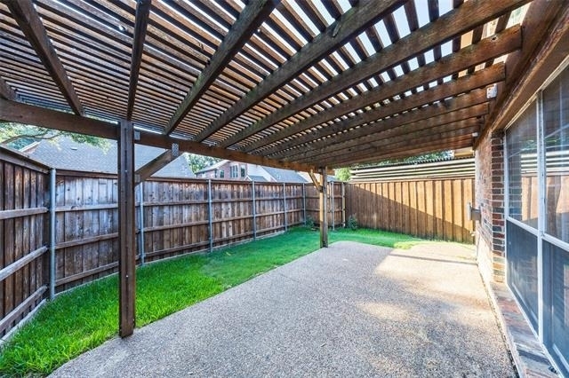 6366 Shadywood - Photo 32
