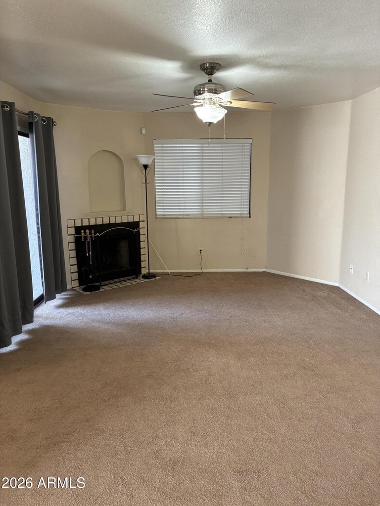 1800 W Elliot Road - Photo 1