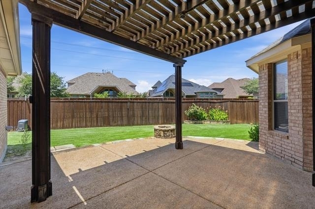 8401 Shakespeare Lane - Photo 3