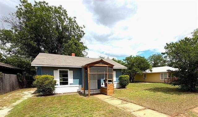949 Palm Street - Photo 0