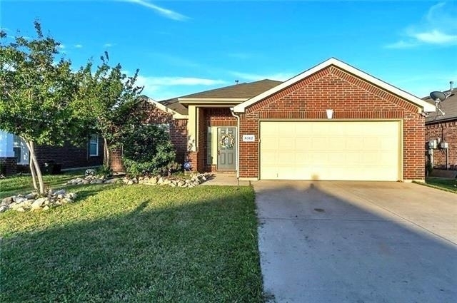 8512 Minturn Drive - Photo 0