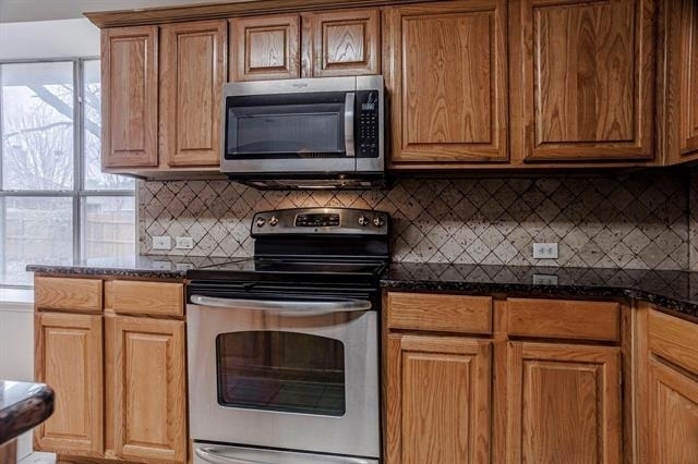 7025 Michael Drive - Photo 6