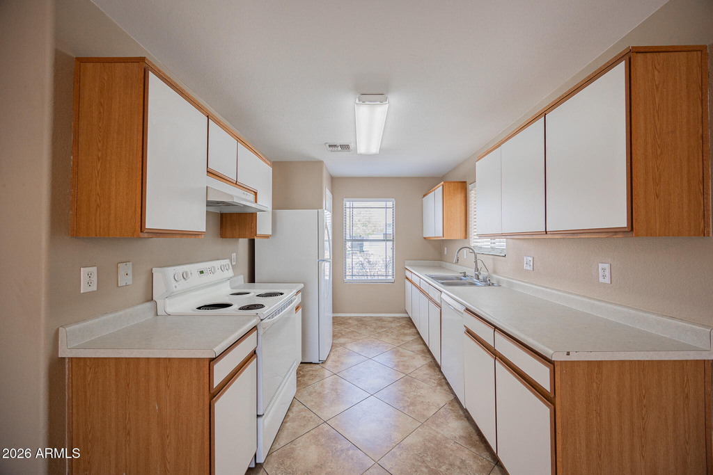 6413 W Elwood Street - Photo 7