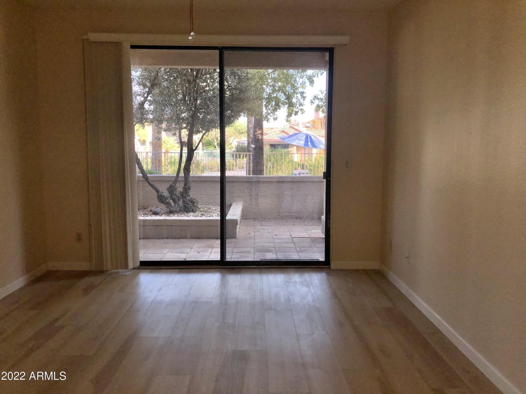 11515 N 91st Street - Photo 12