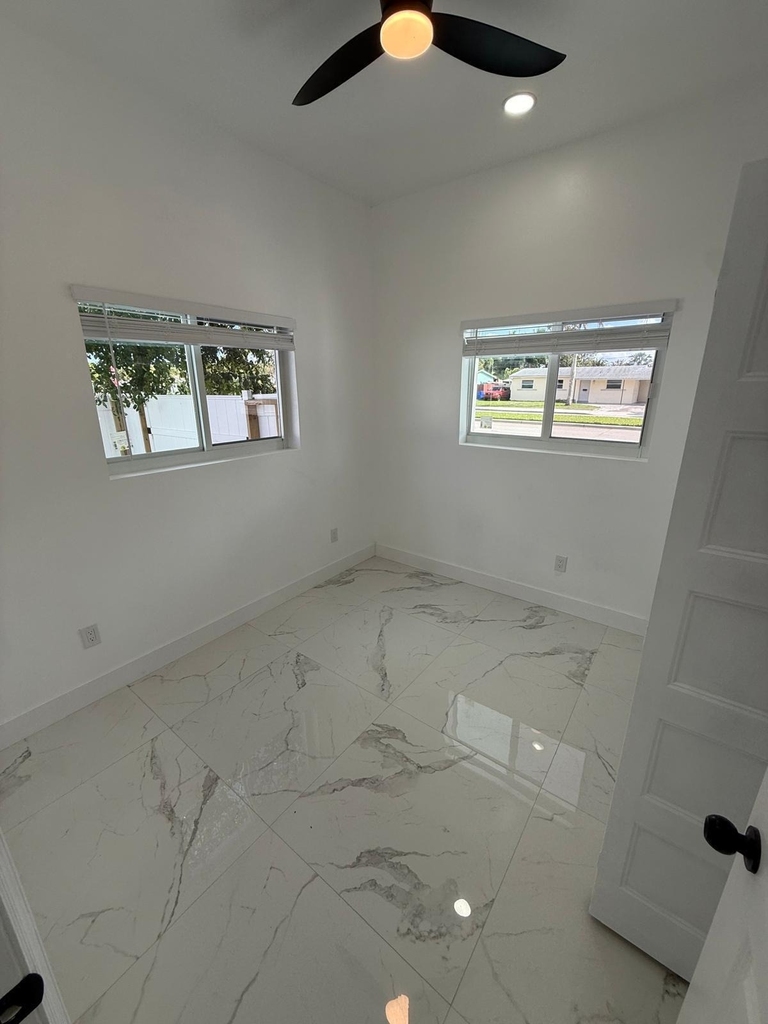 6319 Southgate Boulevard - Photo 22