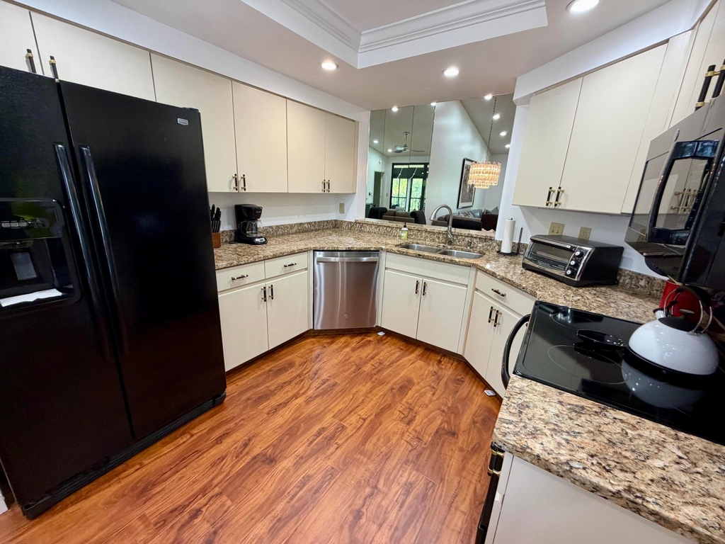 15758 Loch Maree Lane - Photo 10