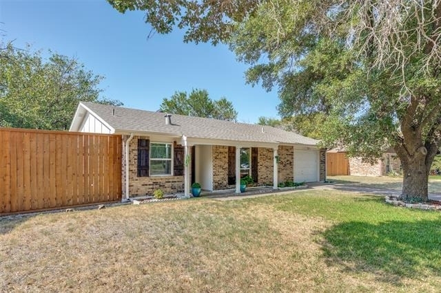 1300 Pioneer Lane - Photo 0
