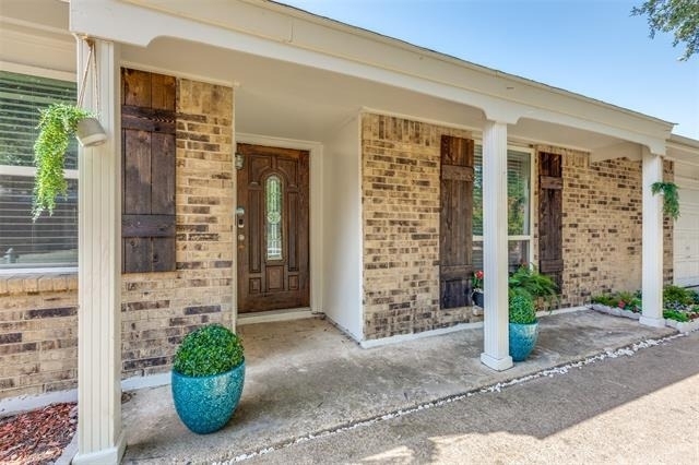 1300 Pioneer Lane - Photo 3