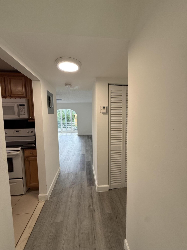 4324 Nw 9th Avenue - Photo 12