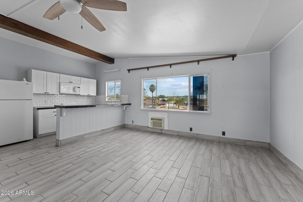 692 W Wickenburg Way - Photo 2