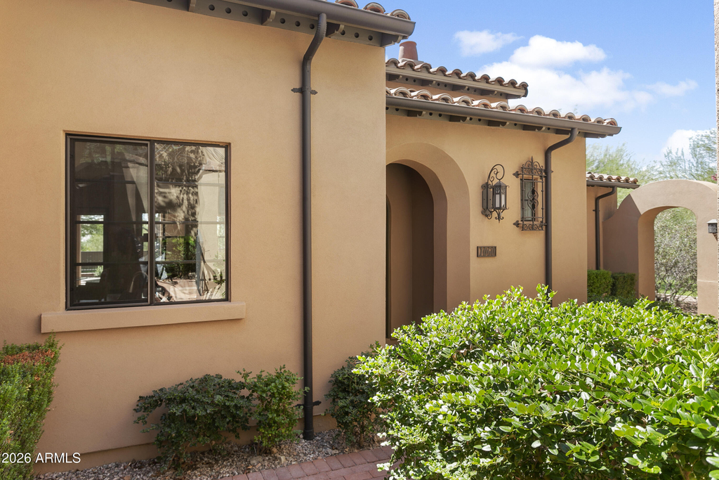 18650 N Thompson Peak Parkway - Photo 1