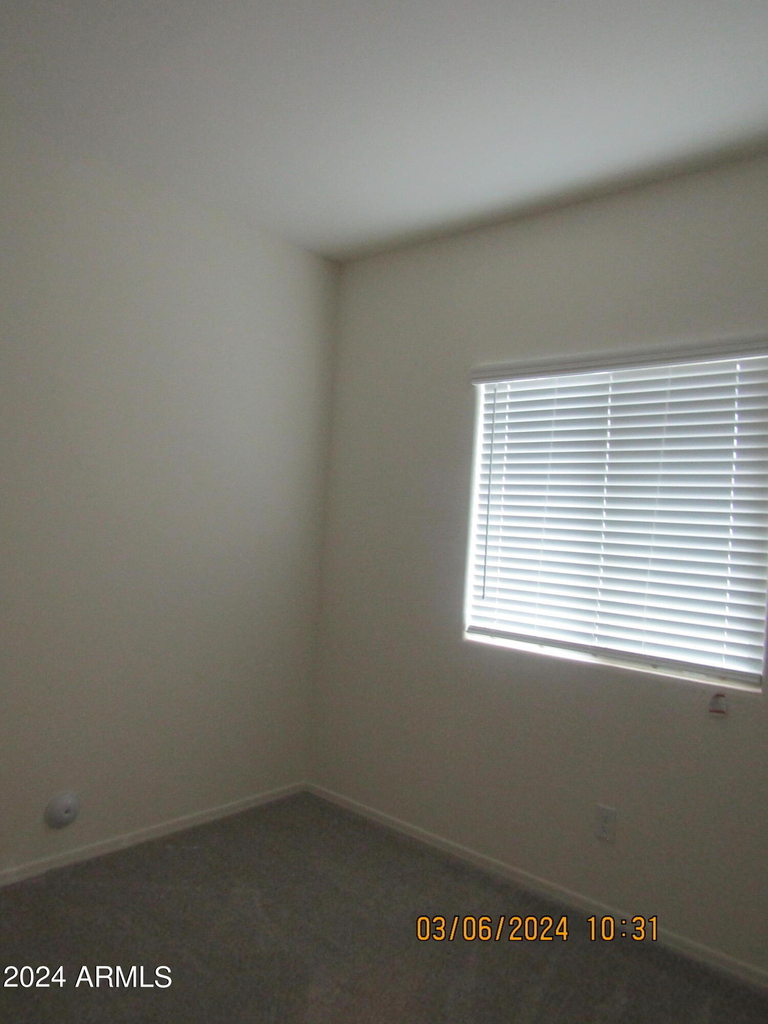 188 W Seven Seas Drive - Photo 9
