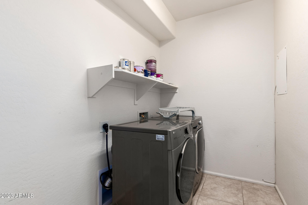 40747 W Robbins Drive - Photo 36
