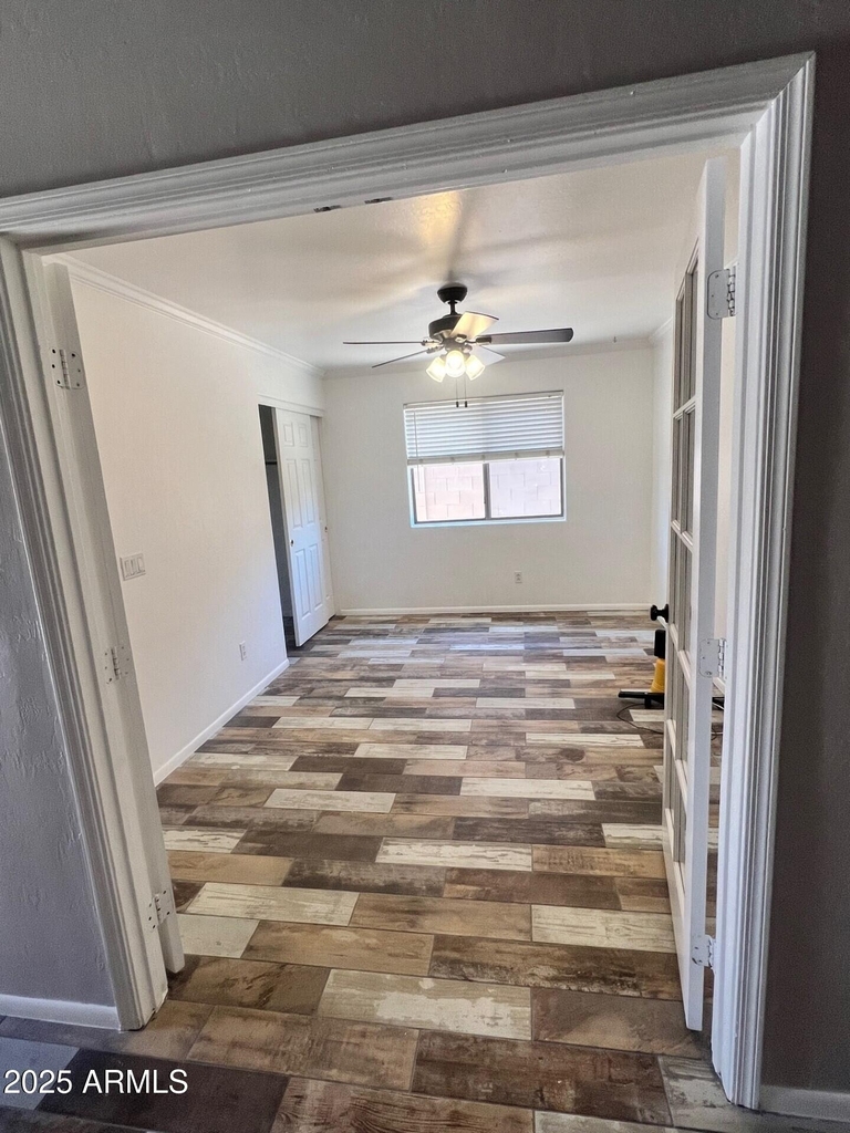 22264 N Kingston Drive - Photo 8